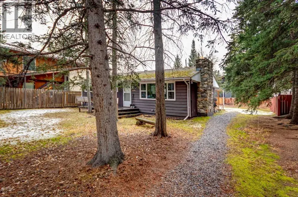 810 13 Street, Canmore