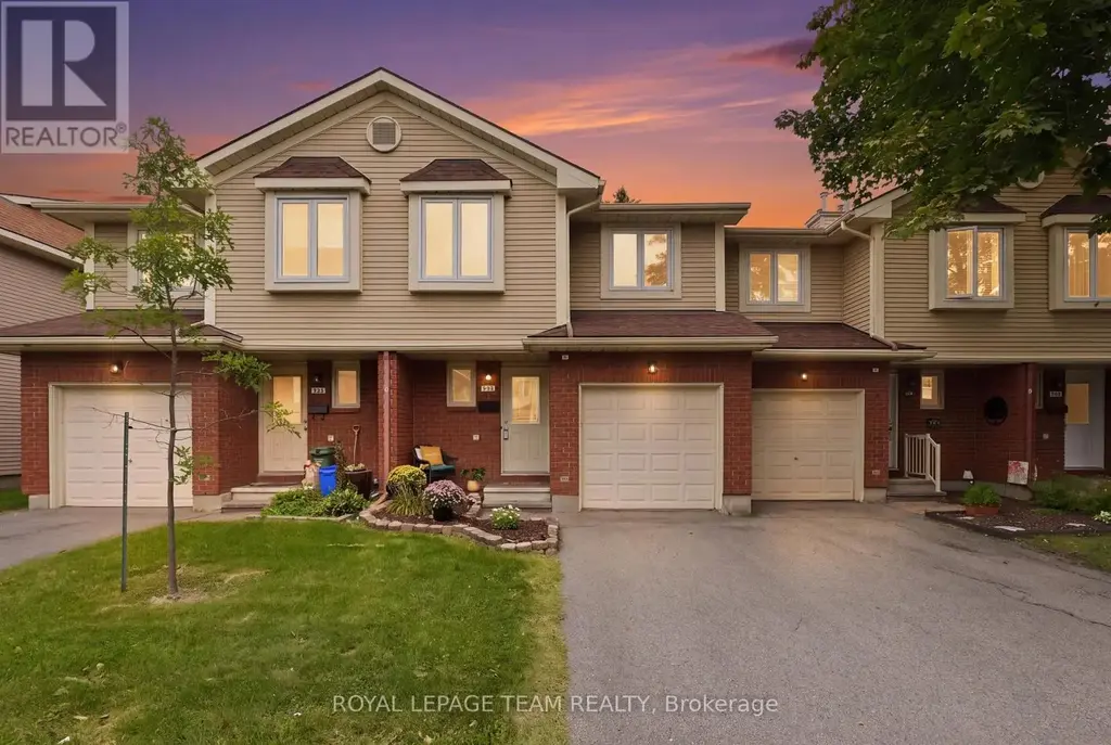 304 Valade Crescent, Ottawa