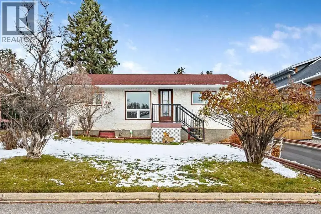 210 Edgar Avenue Nw, Diamond Valley