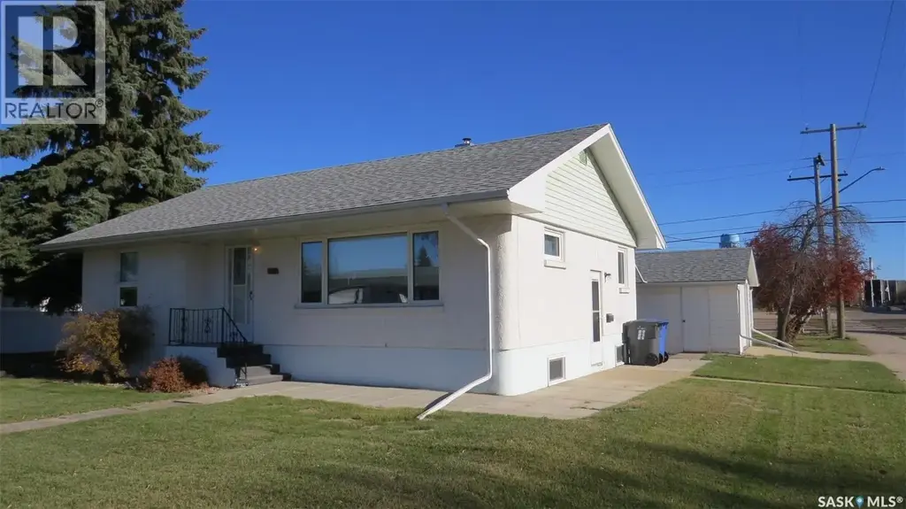 1006 Main Street, Melville