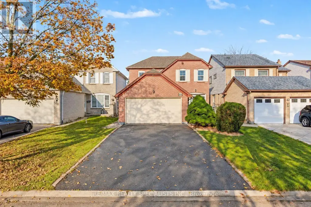 46 Lacewood Crescent, Brampton (Westgate)