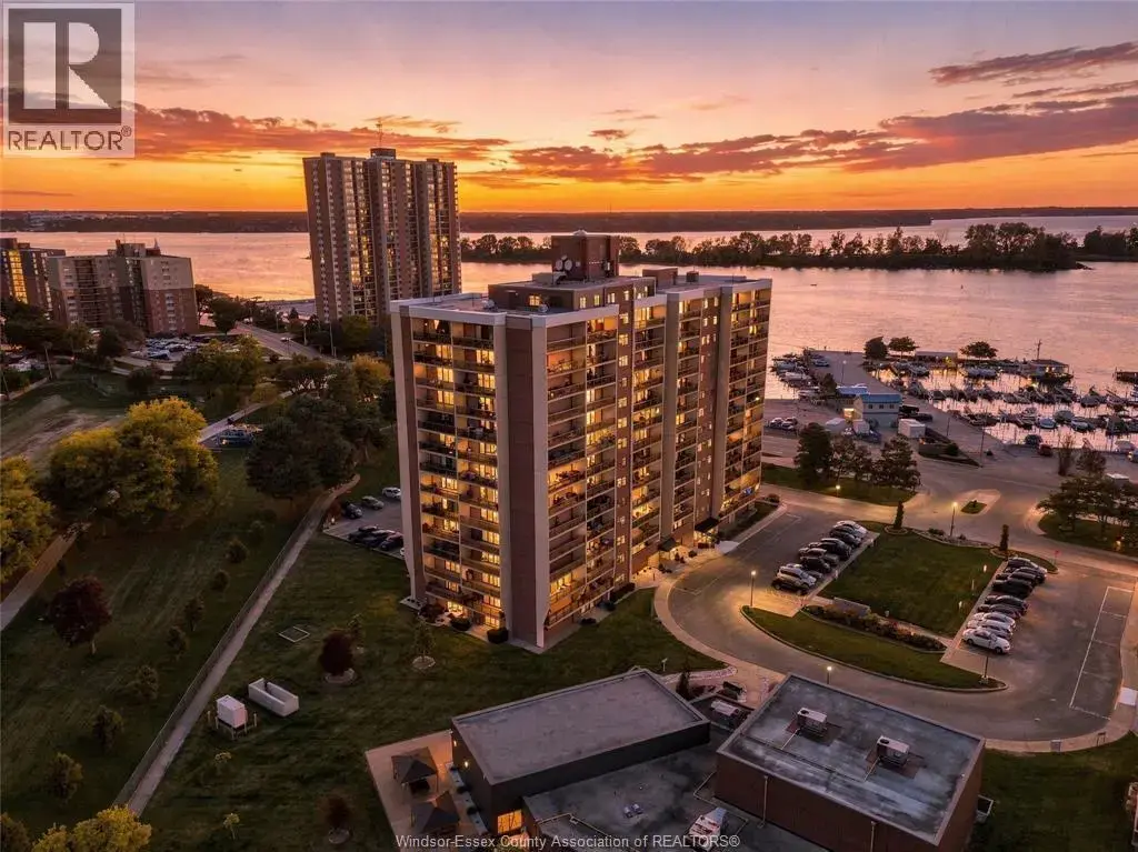 9099 Riverside Drive East Unit# 905w, Windsor