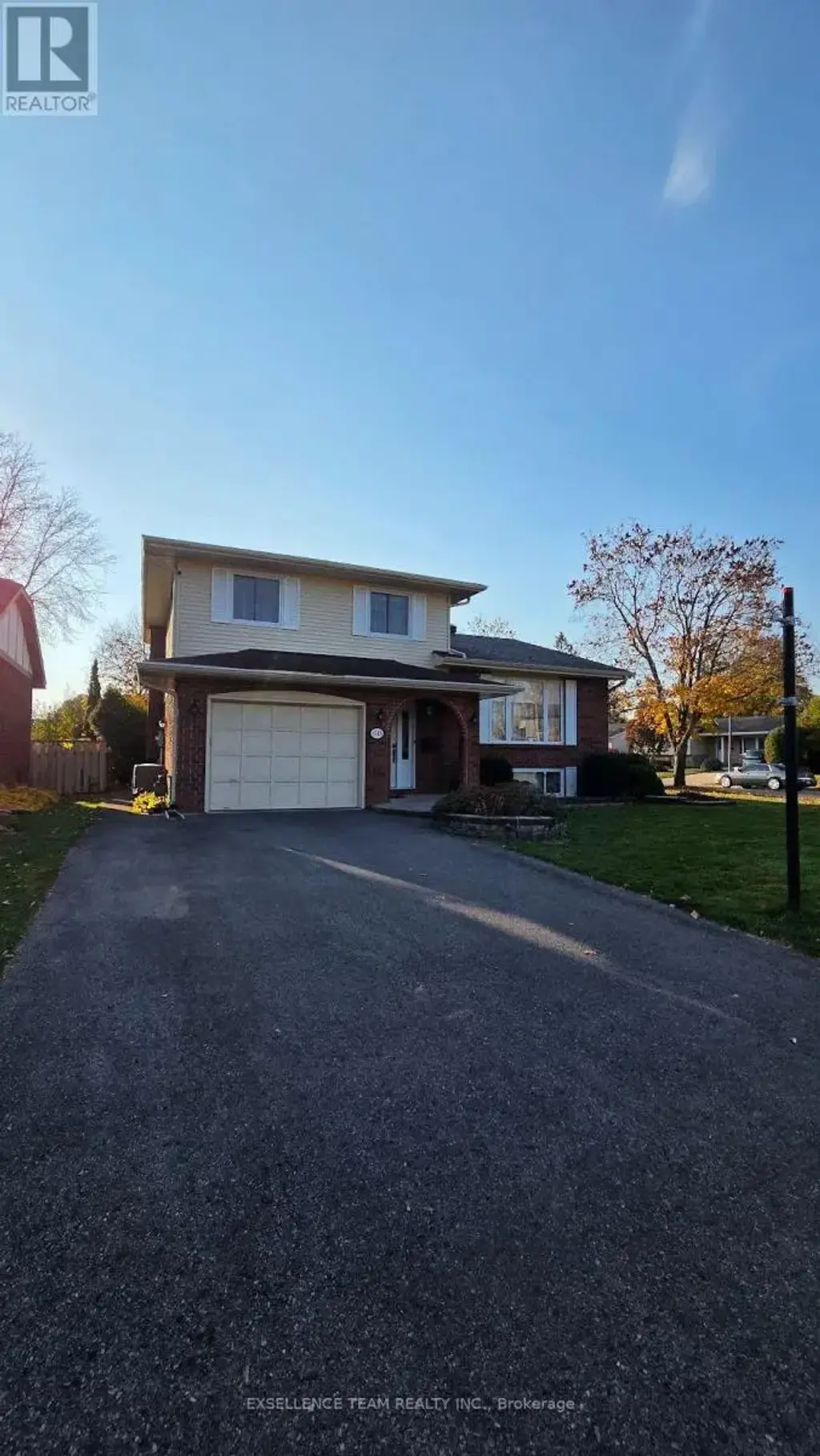 1518 Blakely Drive, Cornwall