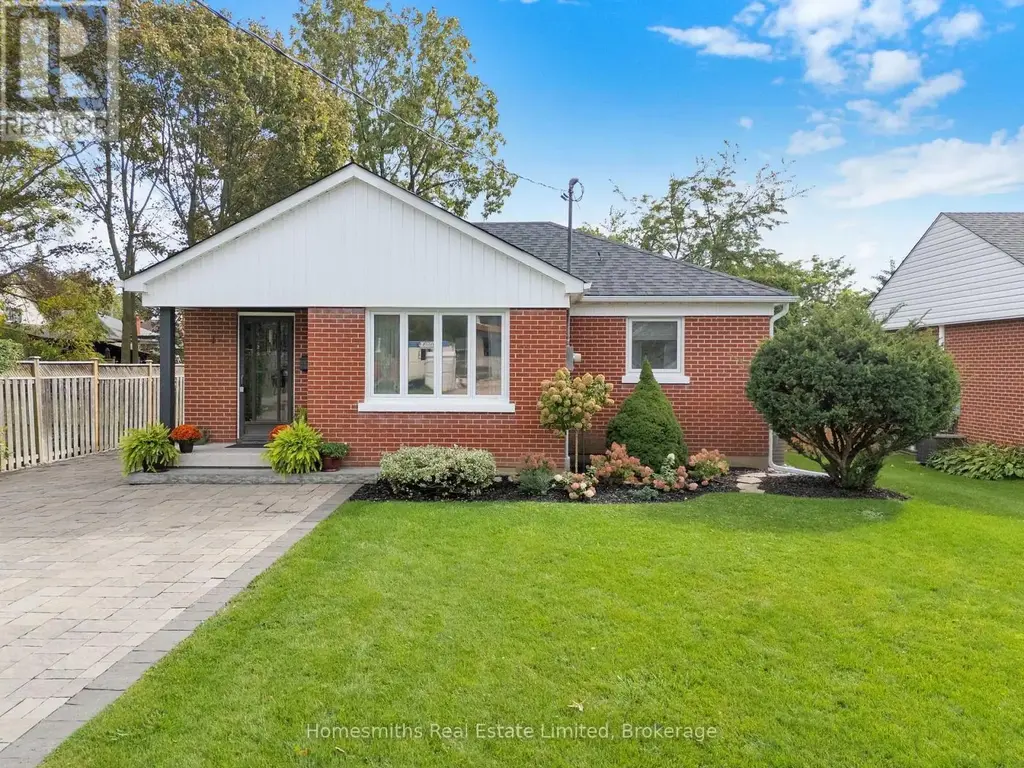 1 Edsall Avenue, Clarington (Bowmanville)