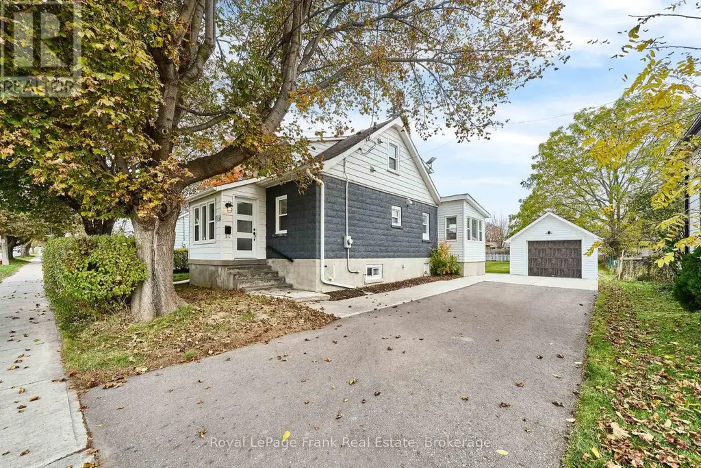 115 Liberty Street S, Clarington (Bowmanville)
