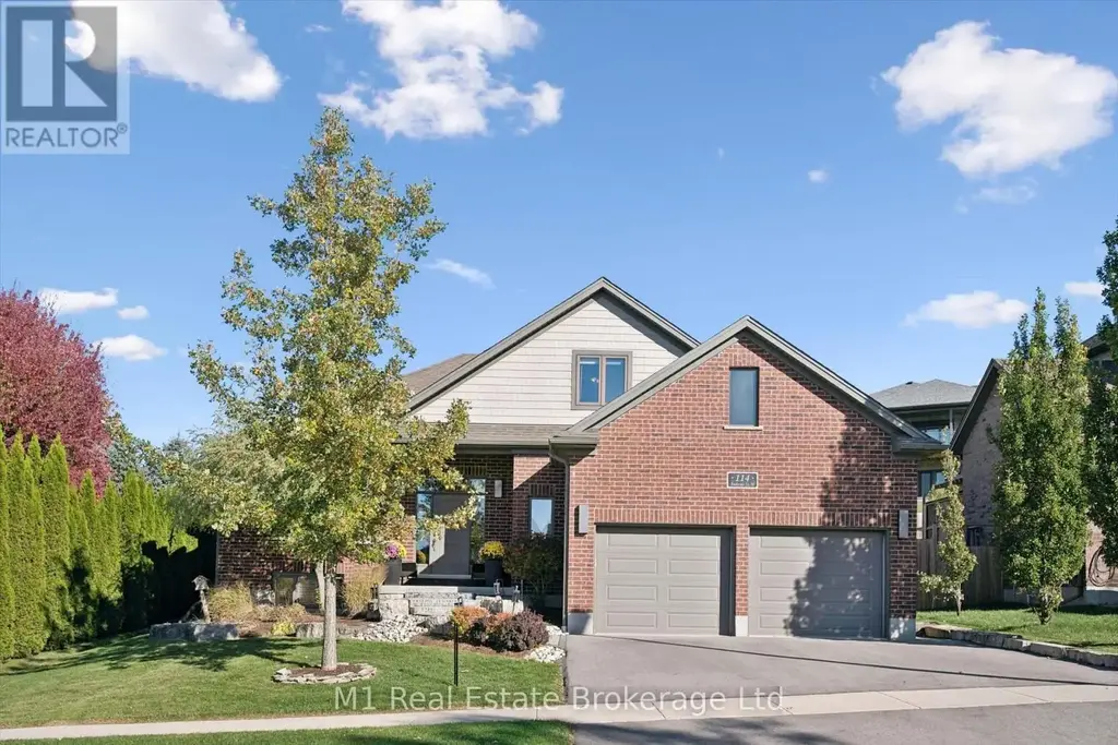 114 Andrews Drive W, Mapleton