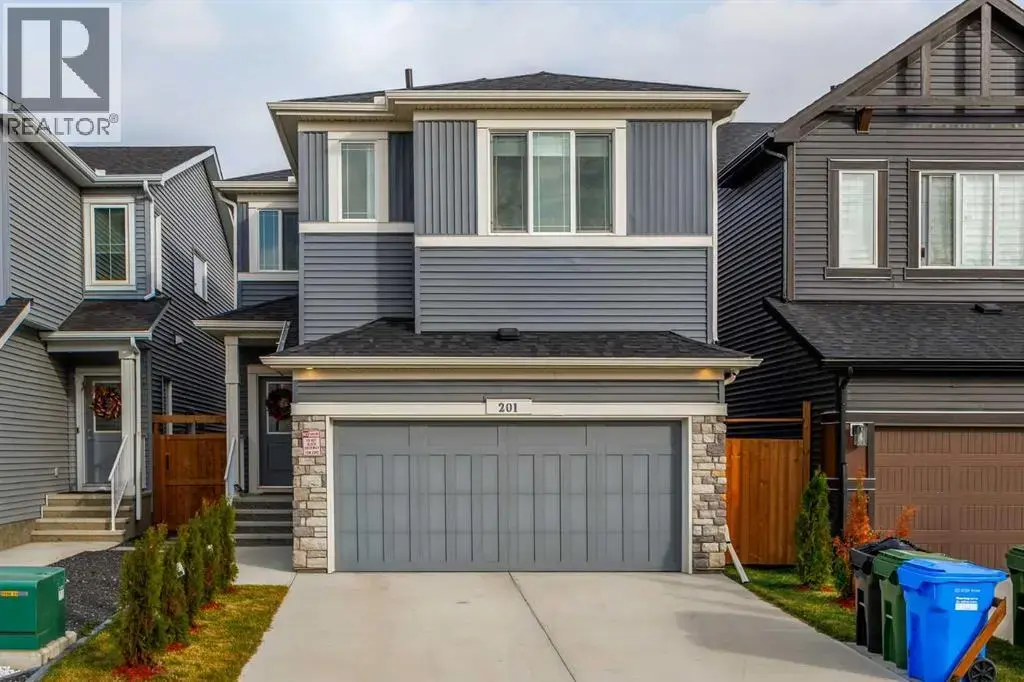 201 Creekstone Path Sw, Calgary
