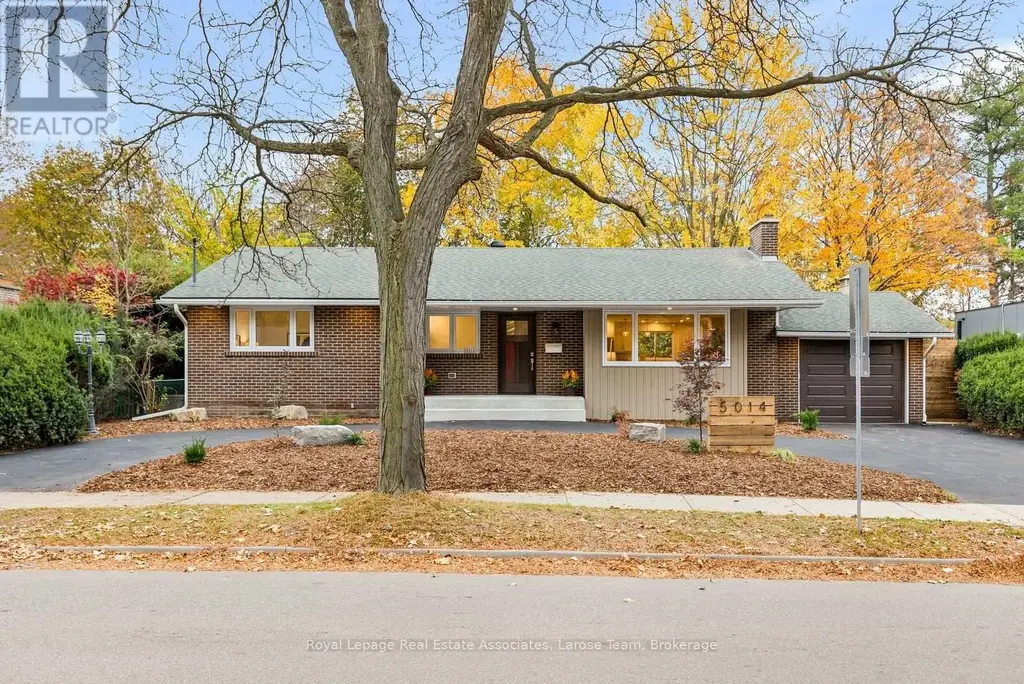 5014 Spruce Avenue, Burlington (Appleby)