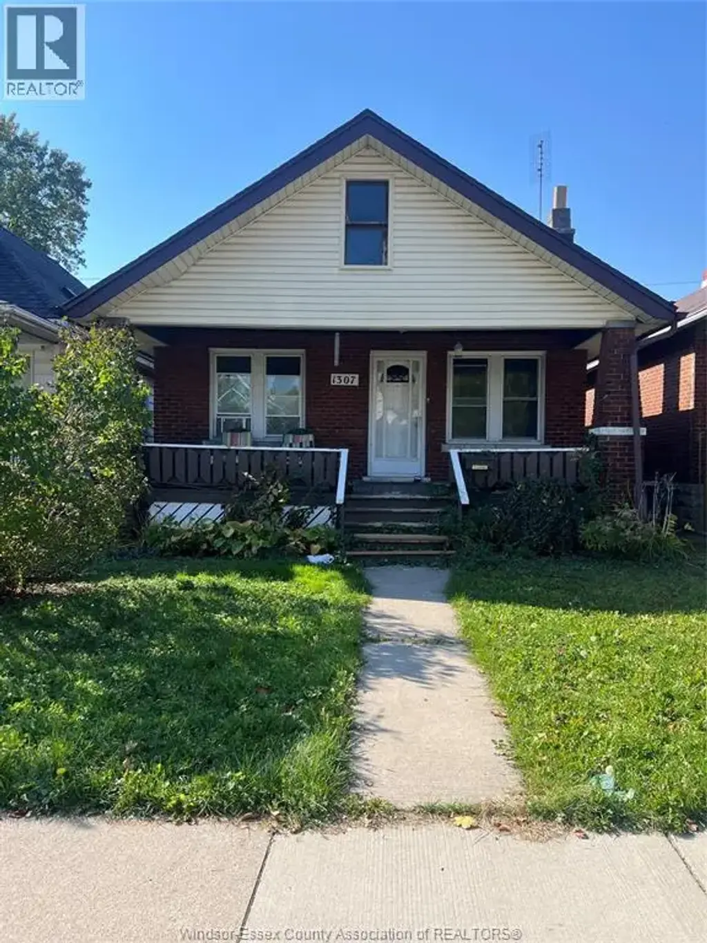 1307 Bruce, Windsor