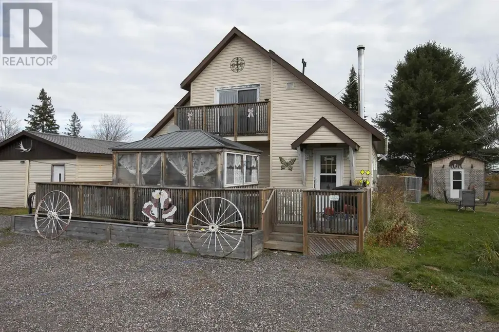 198 River Rd, Huron Shores