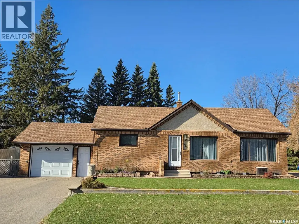 510 Lake Street, Esterhazy
