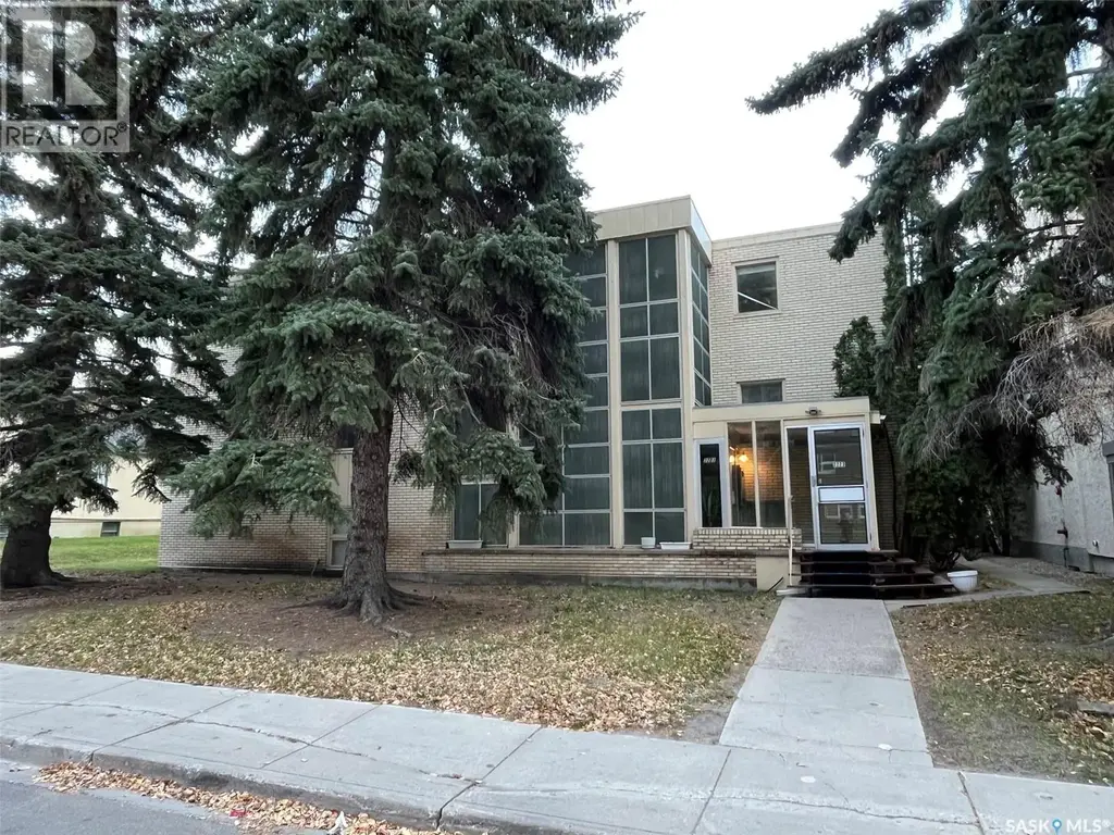 2223 Mcintyre Street, Regina