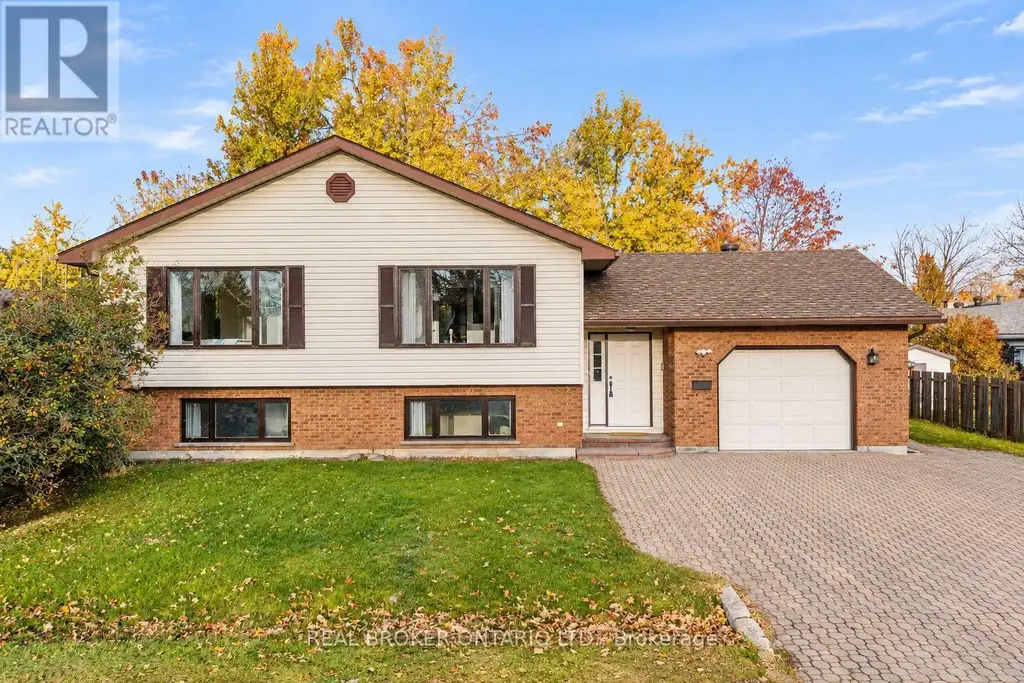 2 Leach Street, Orillia