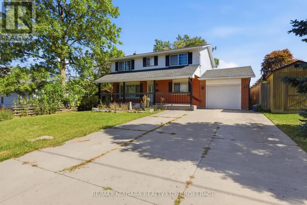 163 Champlain Drive, Fort Erie (Central)