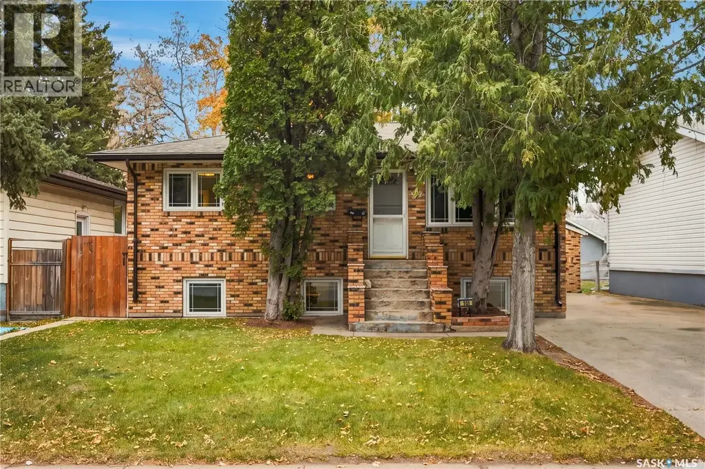 512 Q Avenue N, Saskatoon