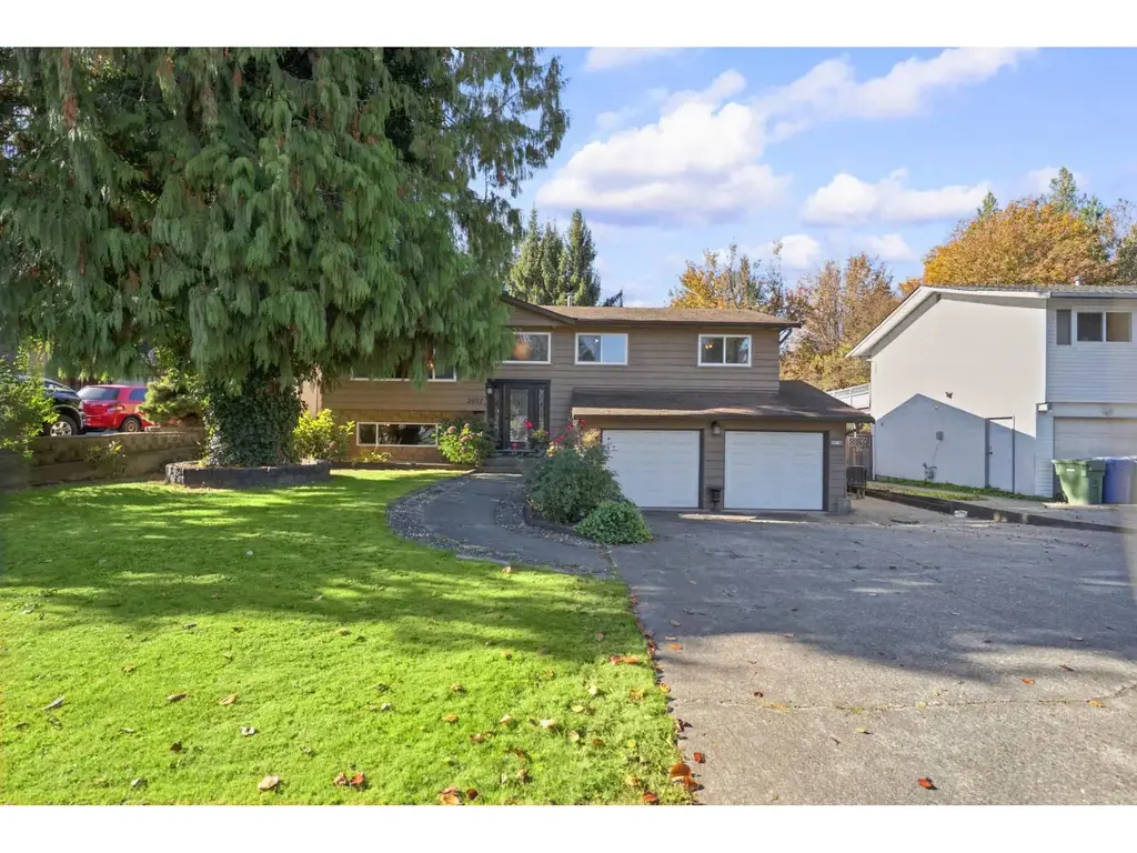2071 Guilford Drive, Abbotsford