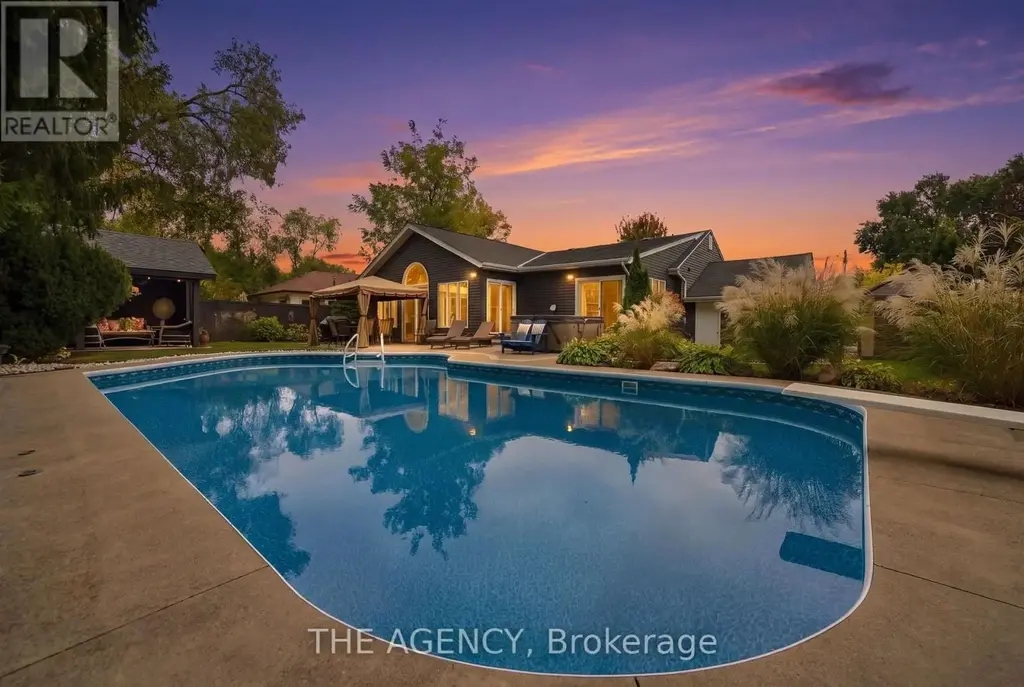 2101 Edinburgh Drive, Burlington (Brant)