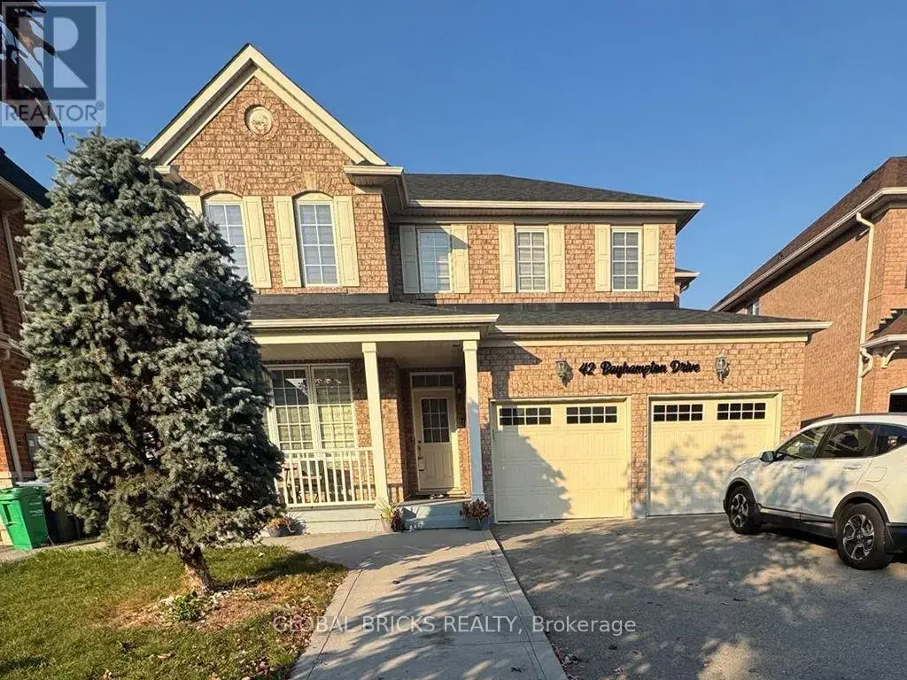 42 Bayhampton Drive, Brampton (Vales of Castlemore)