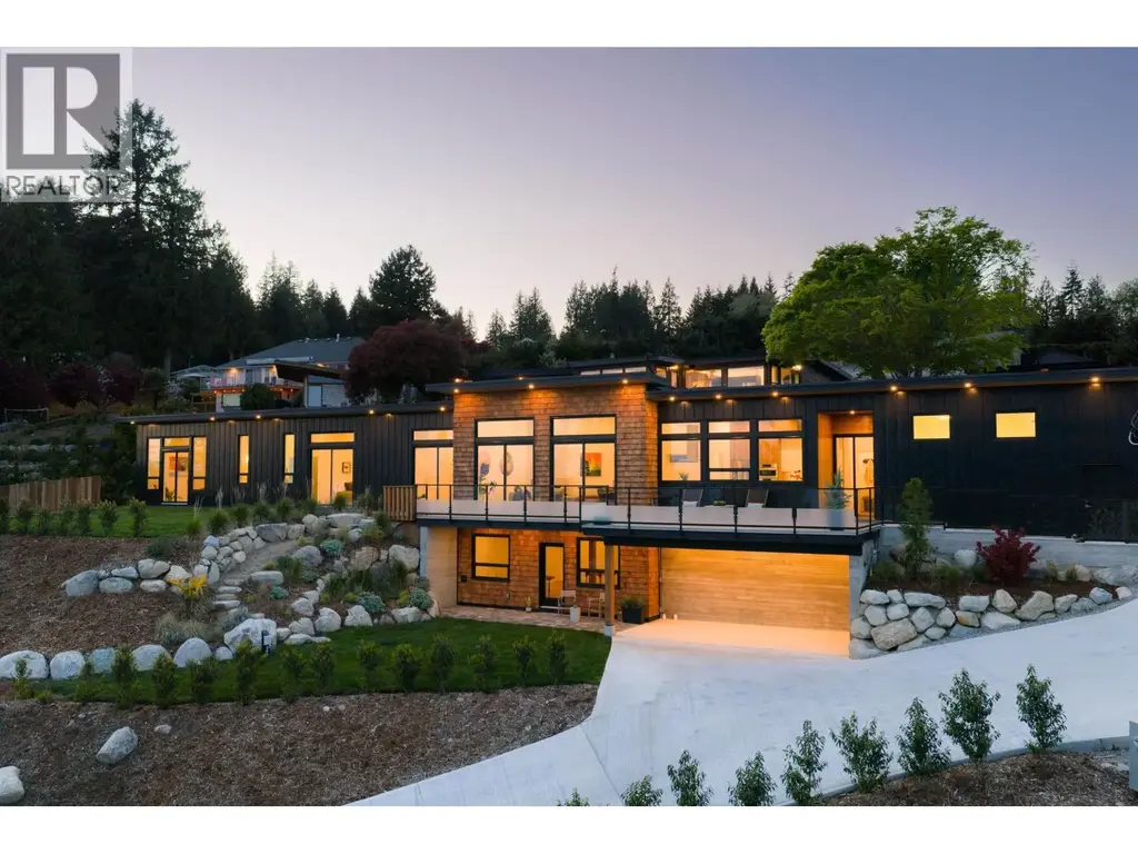 980 Gower Point Road, Gibsons