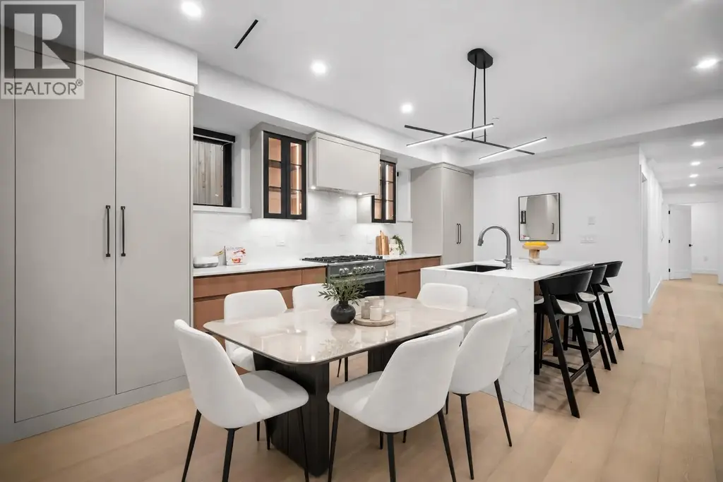 3 6879 Quebec Street, Vancouver