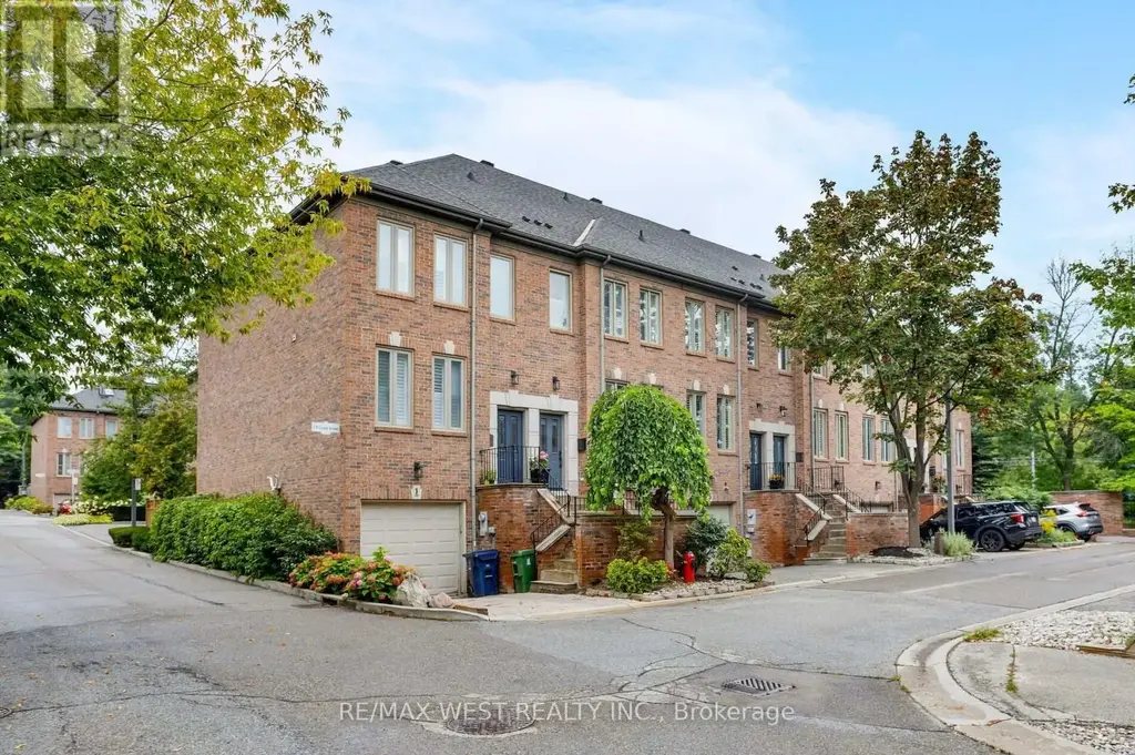 3 - 175 Grand Avenue, Toronto (Stonegate-Queensway)