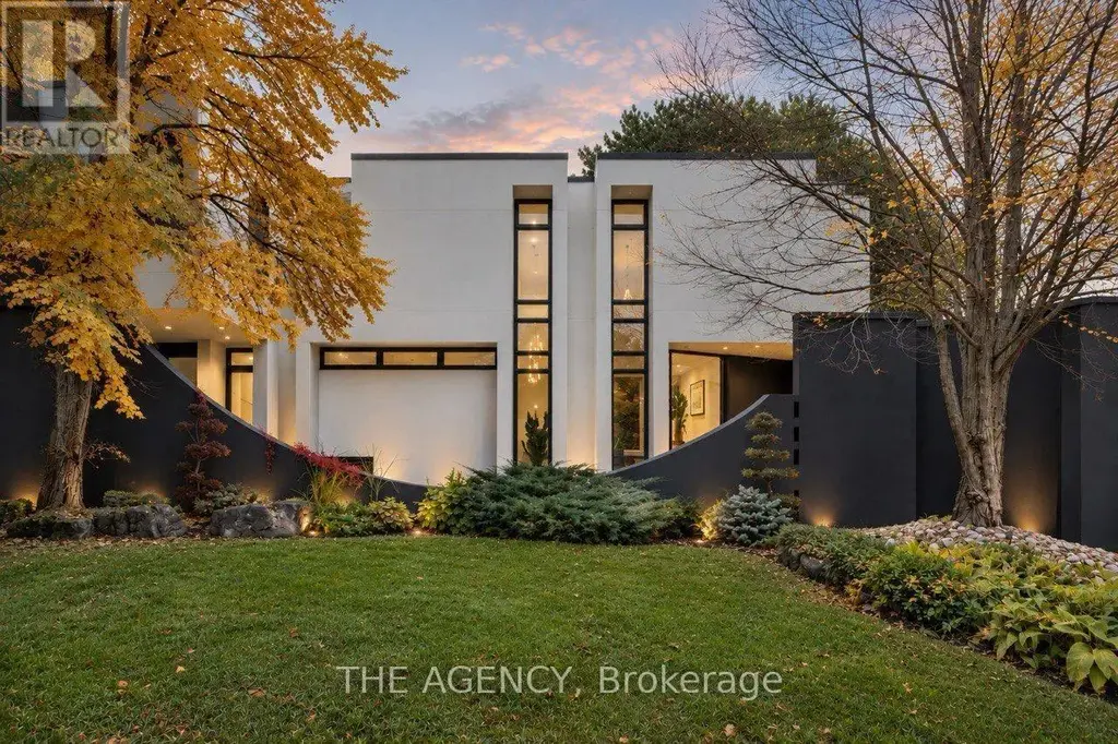 101 Banbury Road, Toronto (Banbury-Don Mills)