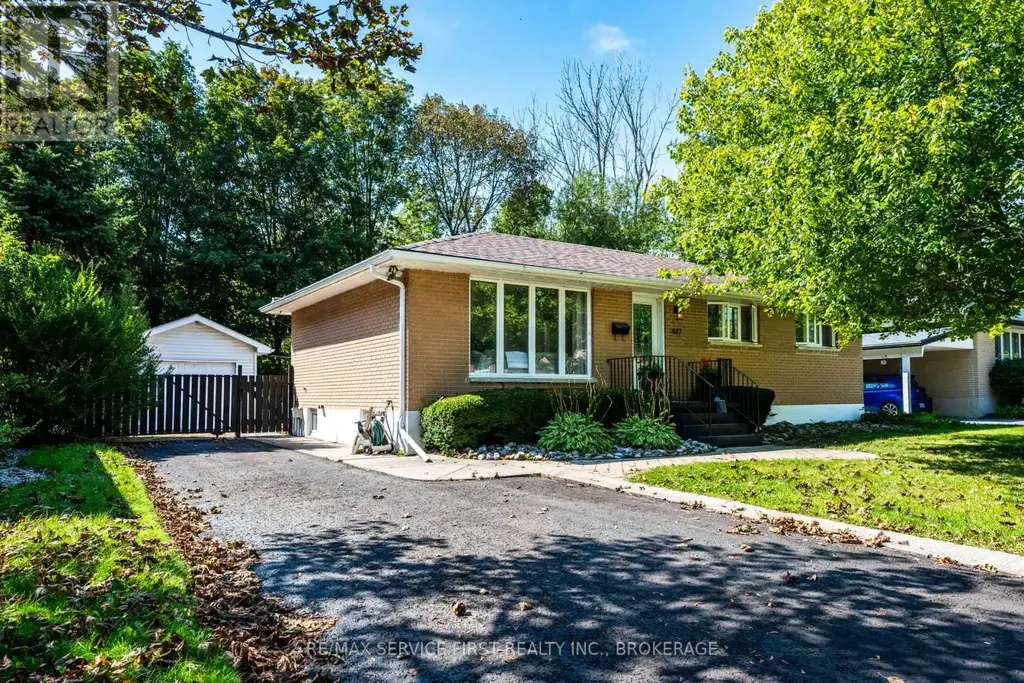 447 Mcewen Drive, Kingston (City SouthWest)