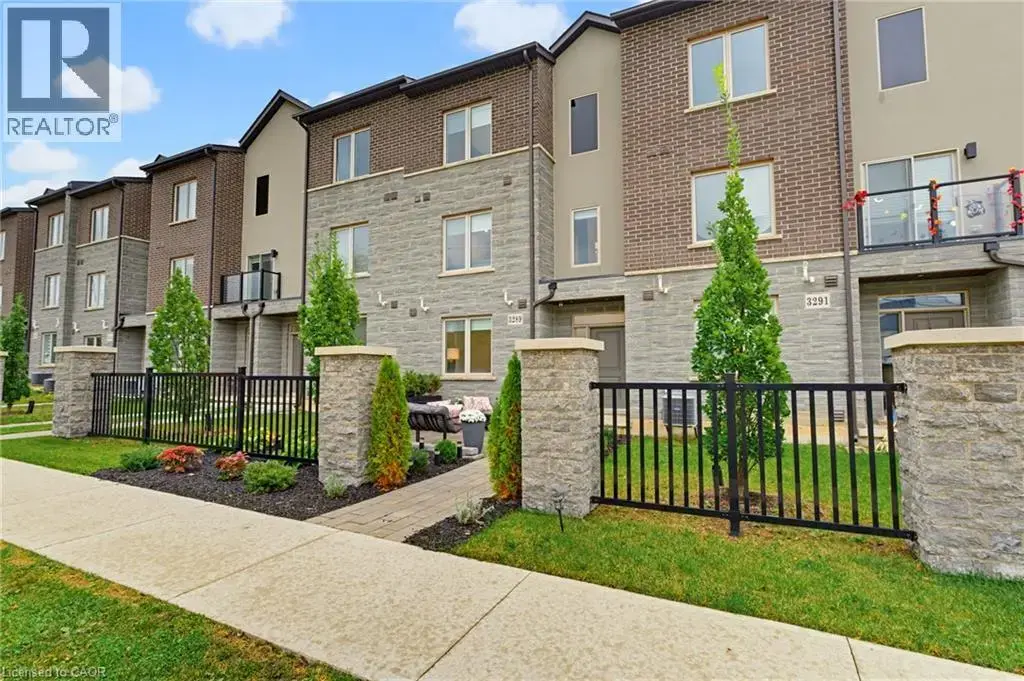 3289 Homestead Drive, Mount Hope