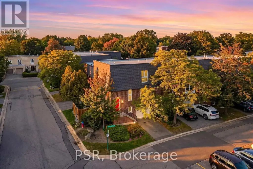 2 Powderhorn Mill Way, Toronto (St. Andrew-Windfields)