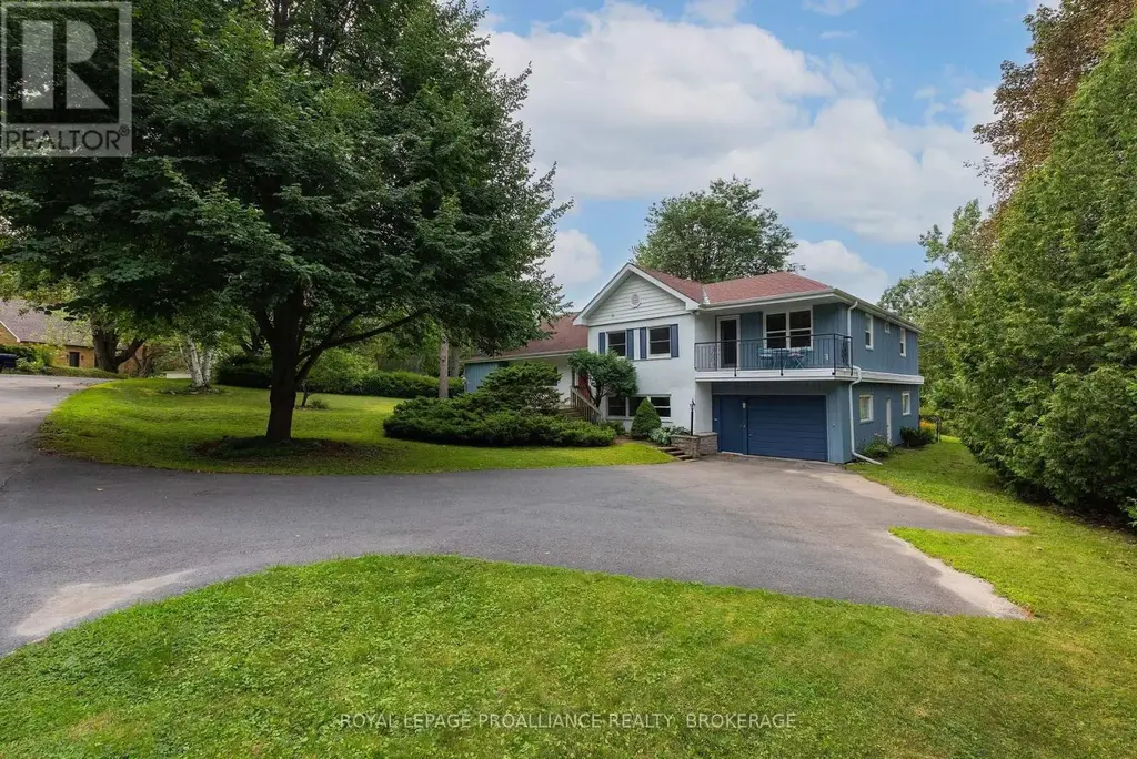 6 Grenville Crescent, Kingston (West of Sir John A. Blvd)