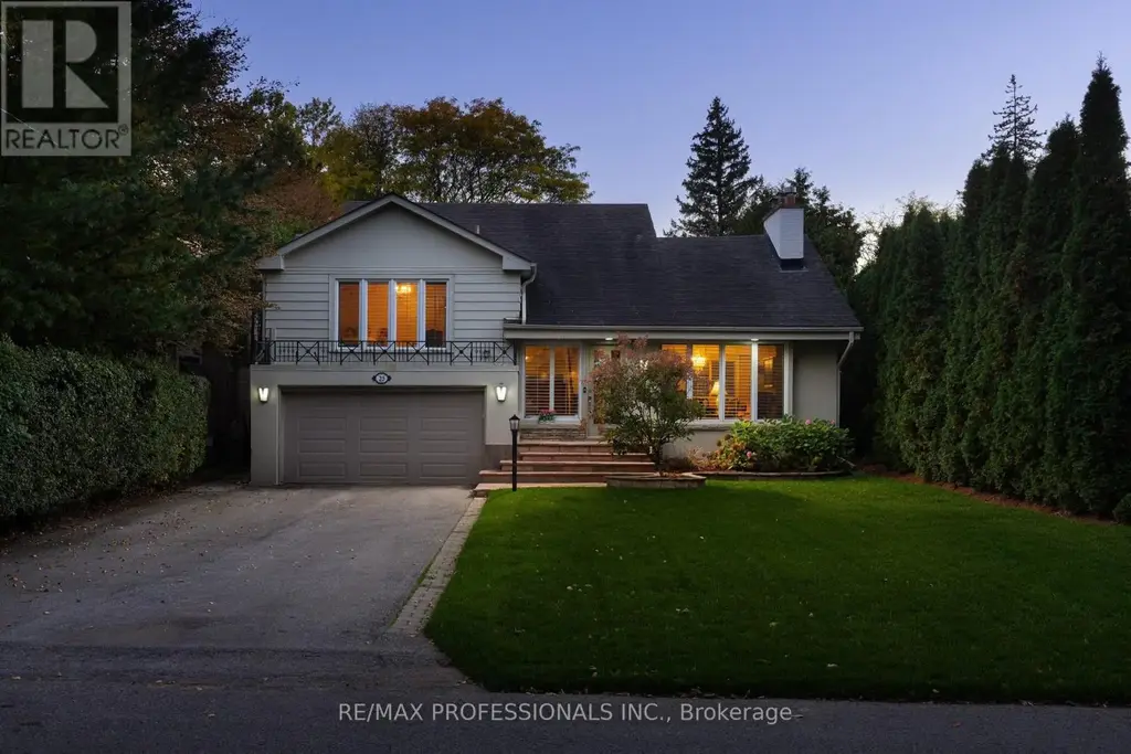 25 Colwood Road, Toronto (Edenbridge-Humber Valley)
