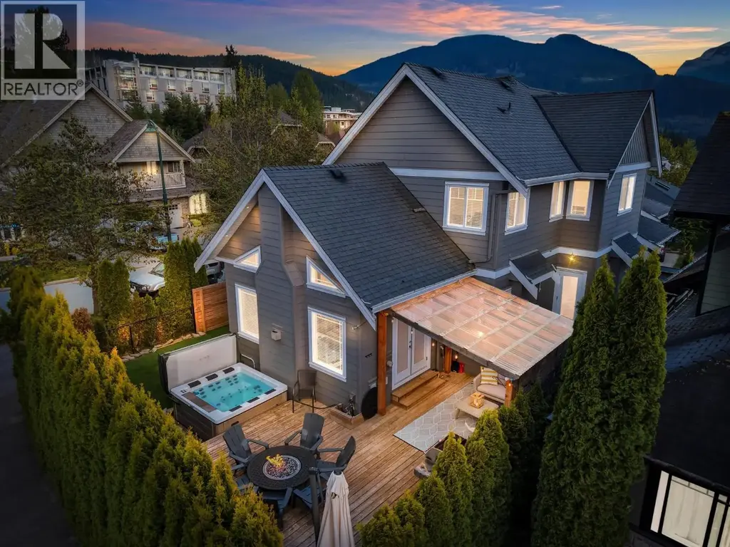 2995 Strangway Place, Squamish