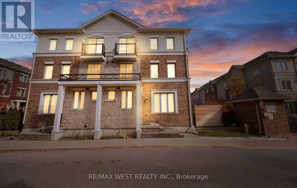 22 - 636 Evans Avenue, Toronto (Alderwood)