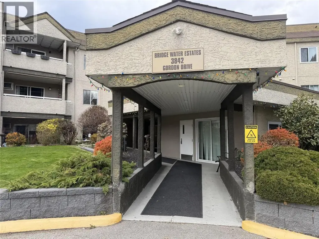 3842 Gordon Drive Unit# 135, Kelowna
