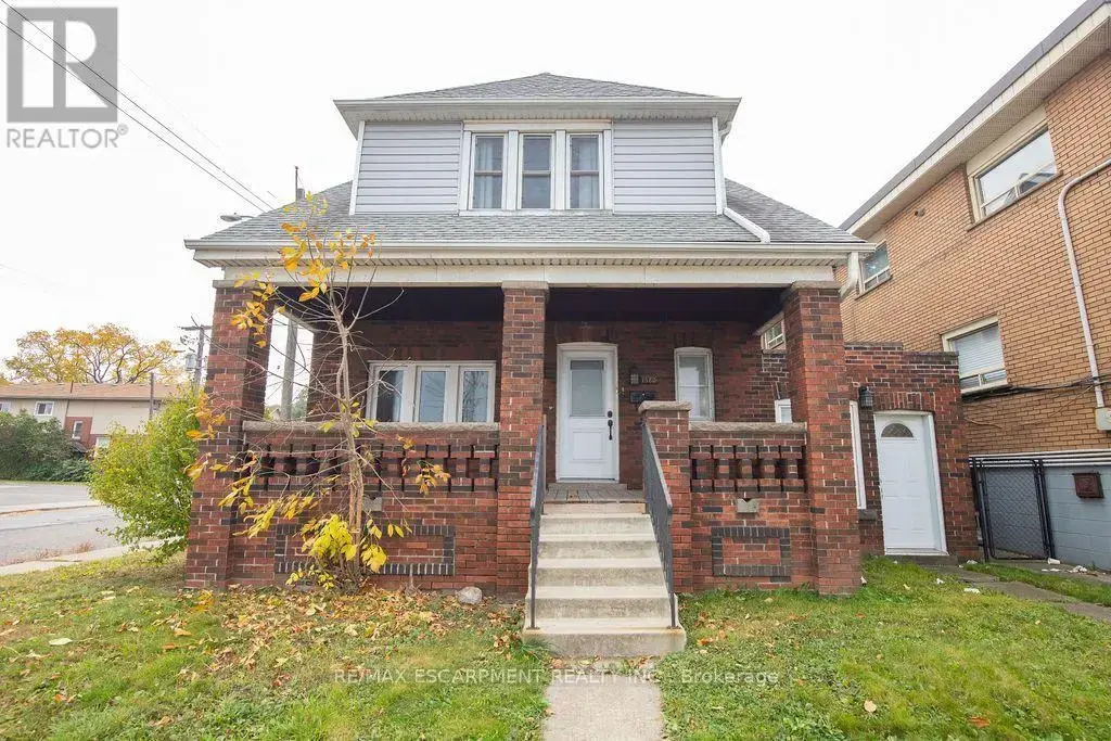 1580 Barton Street E, Hamilton (Normanhurst)
