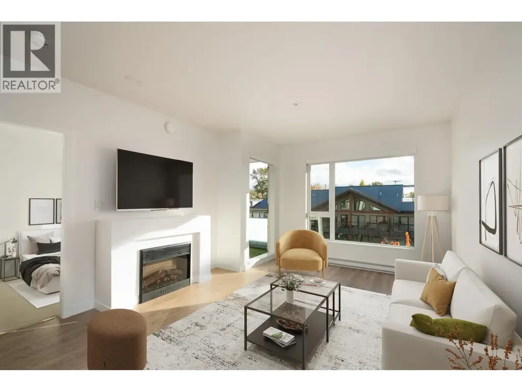 403 1061 Marine Drive, North Vancouver
