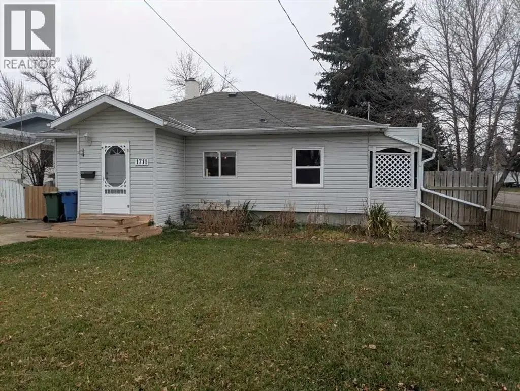 1711 22 Avenue, Coaldale