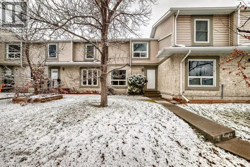 111 Deer Ridge Lane Se, Calgary