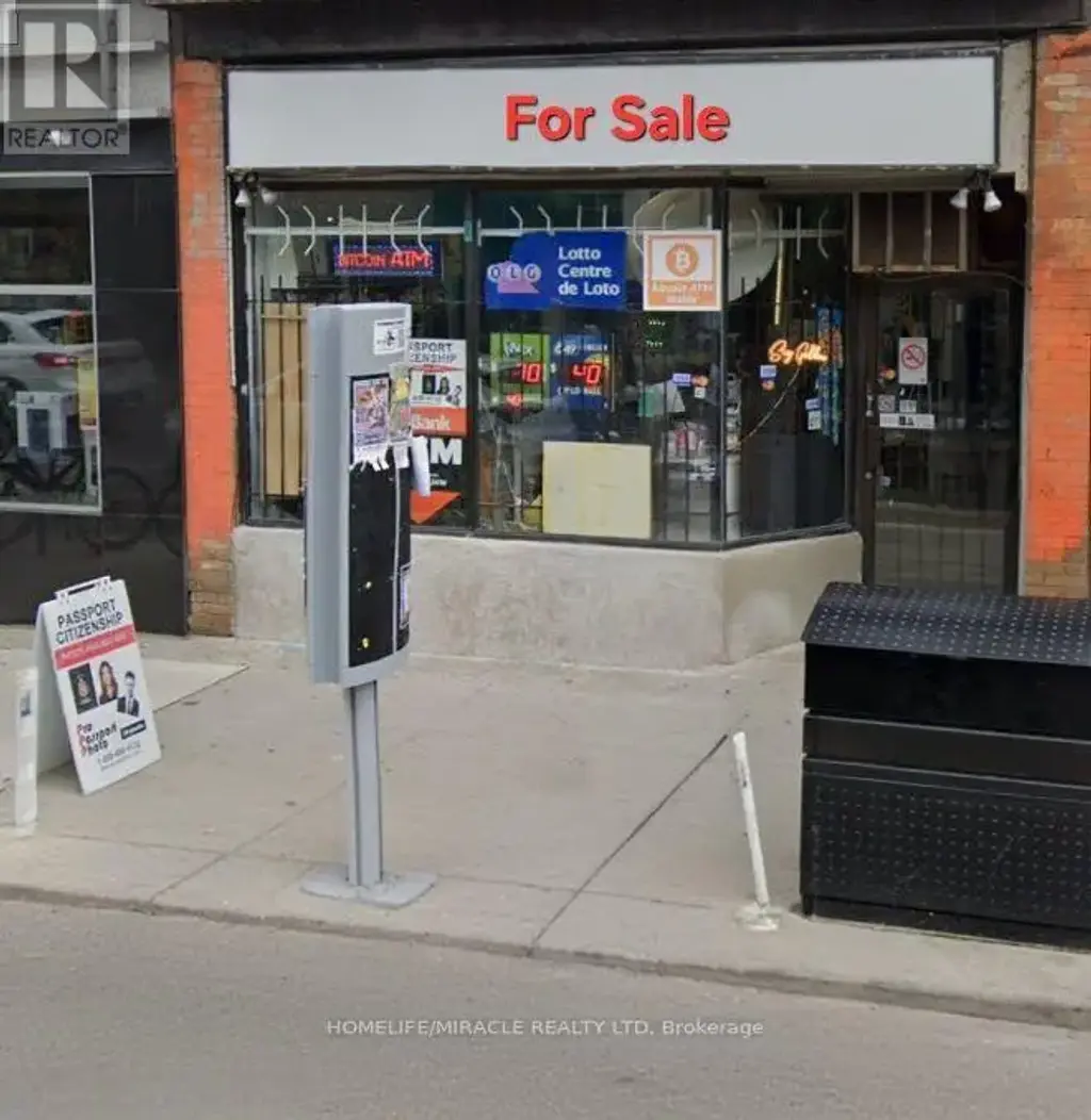 927 Bloor Street W, Toronto (Palmerston-Little Italy)