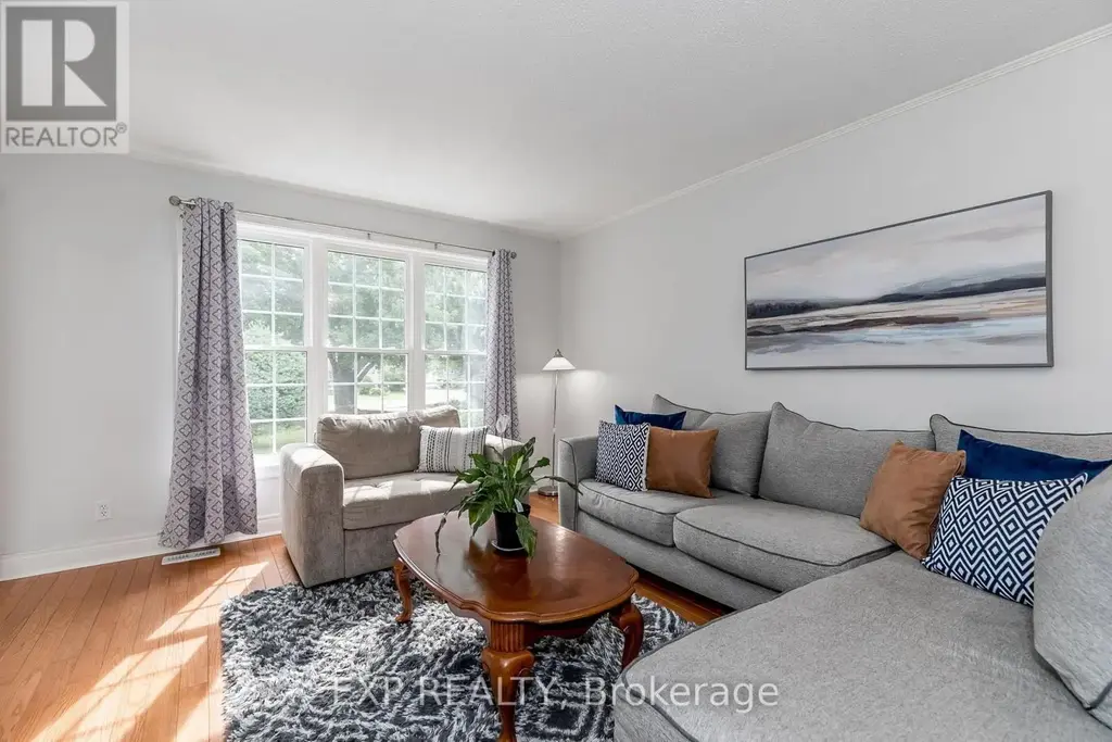 62 Courtice Crescent, Collingwood