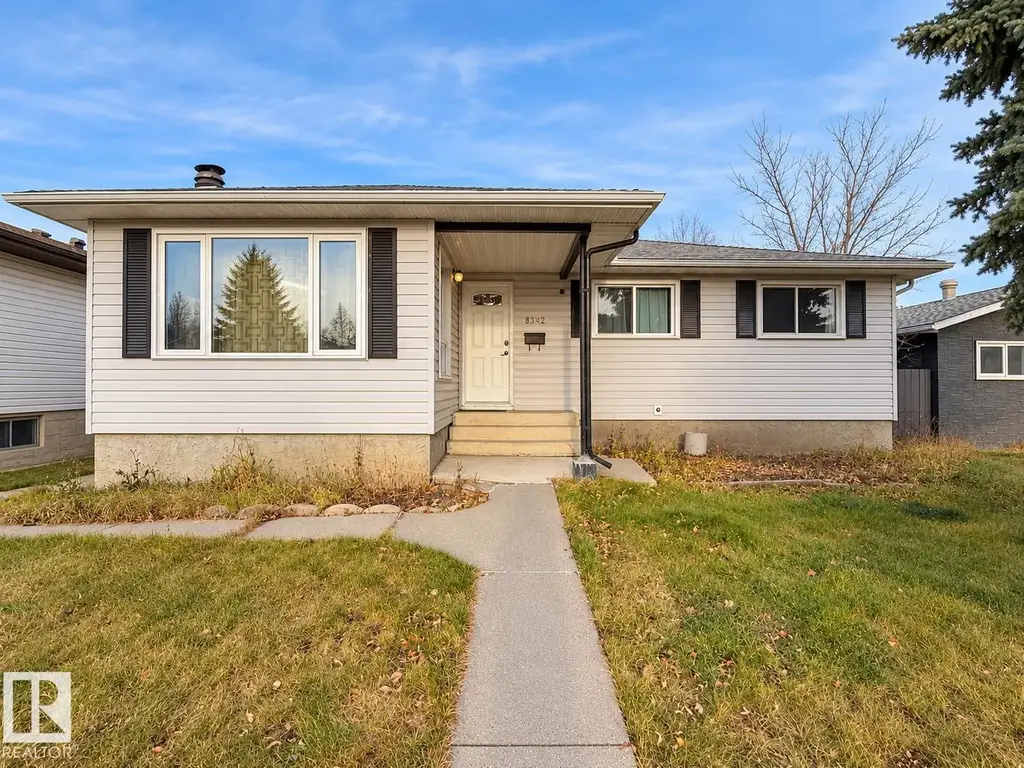 8412 35 Av Nw, Edmonton