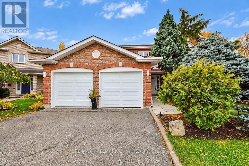 5 Mccutcheon Court, Barrie (Northwest)