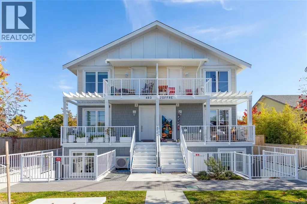 101 483 South Joffre St, Esquimalt