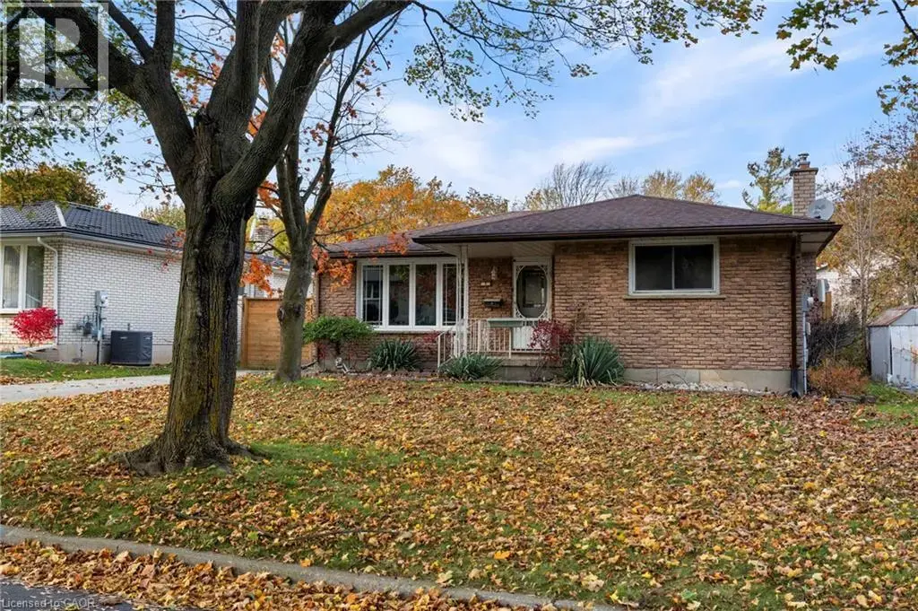 9 Grenada Drive, Simcoe