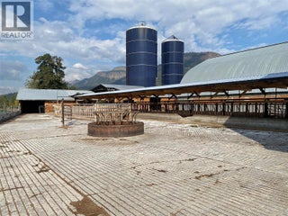 118 Enderby-grindrod Road. Enderby, British Columbia