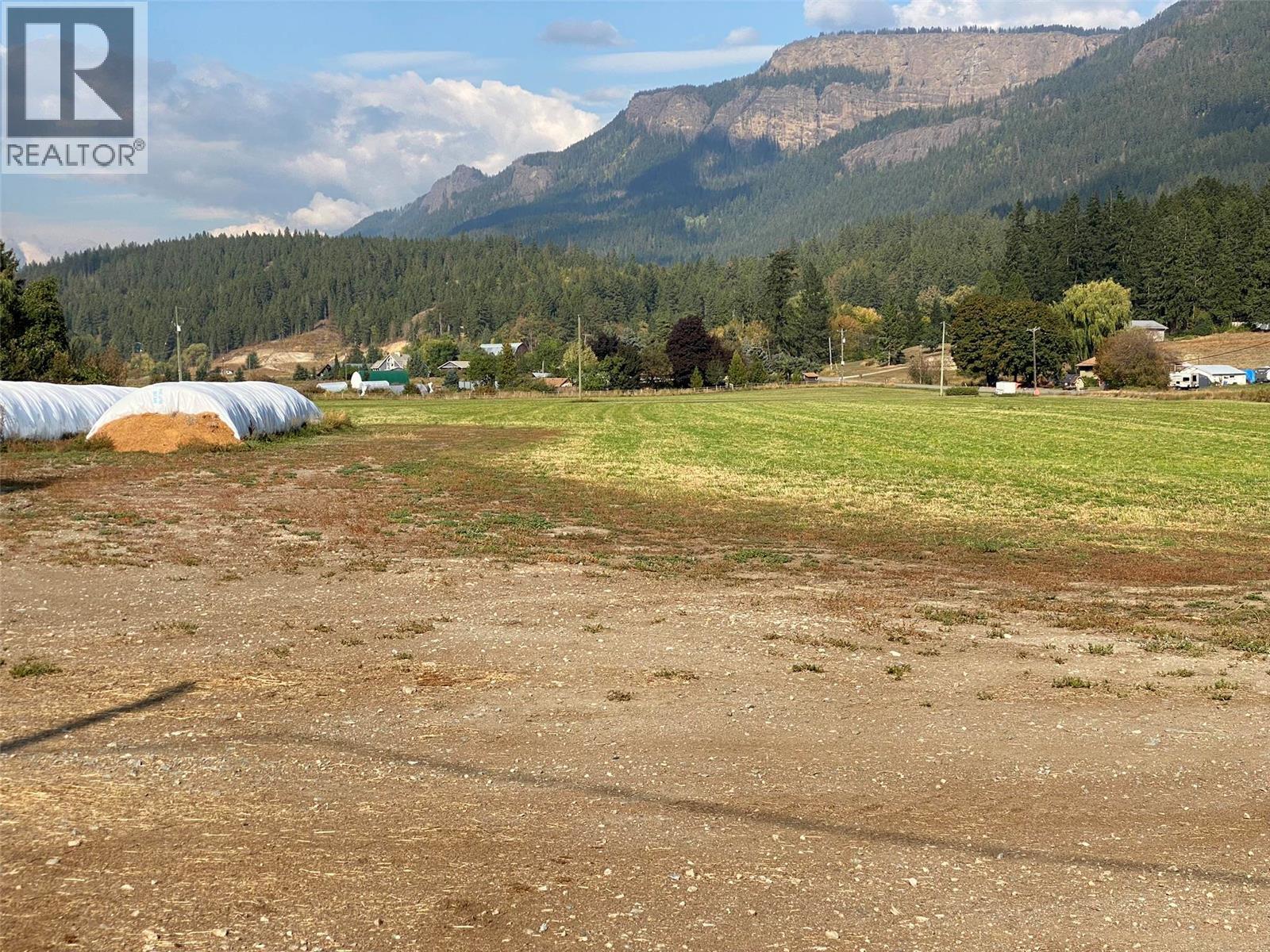 118 Enderby-grindrod Road. Enderby, British Columbia