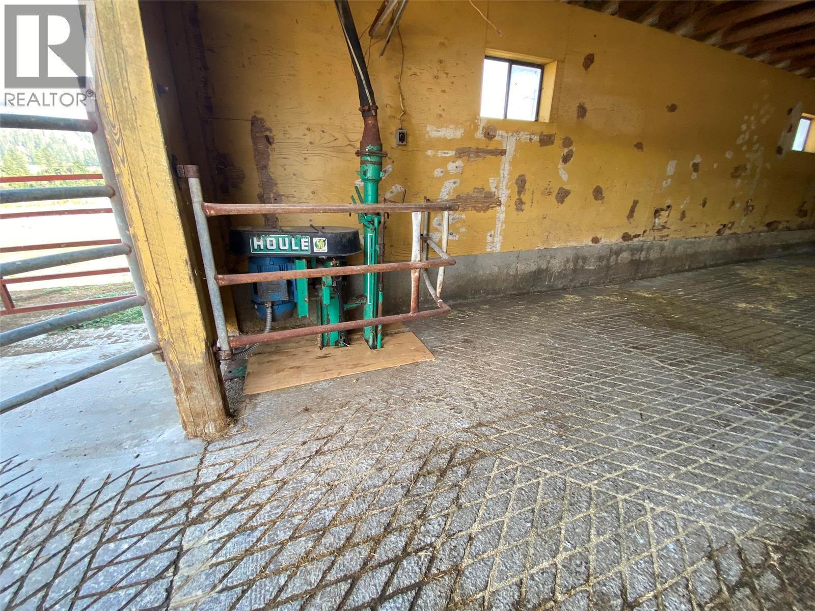 118 Enderby-grindrod Road. Enderby, British Columbia