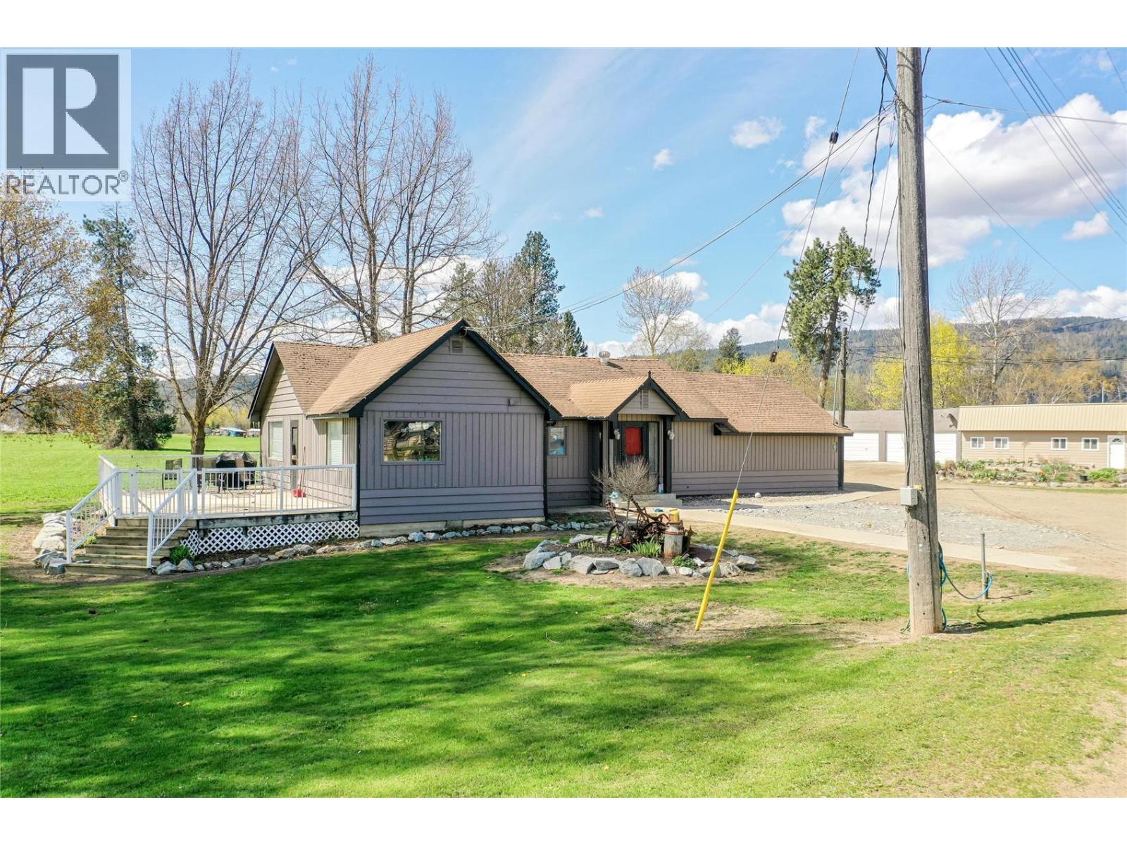 118 Enderby-grindrod Road. Enderby, British Columbia