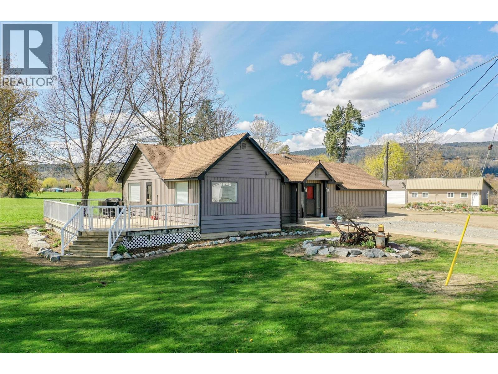 118 Enderby-grindrod Road. Enderby, British Columbia