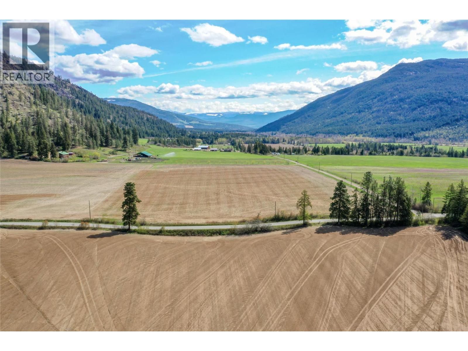 118 Enderby-grindrod Road. Enderby, British Columbia